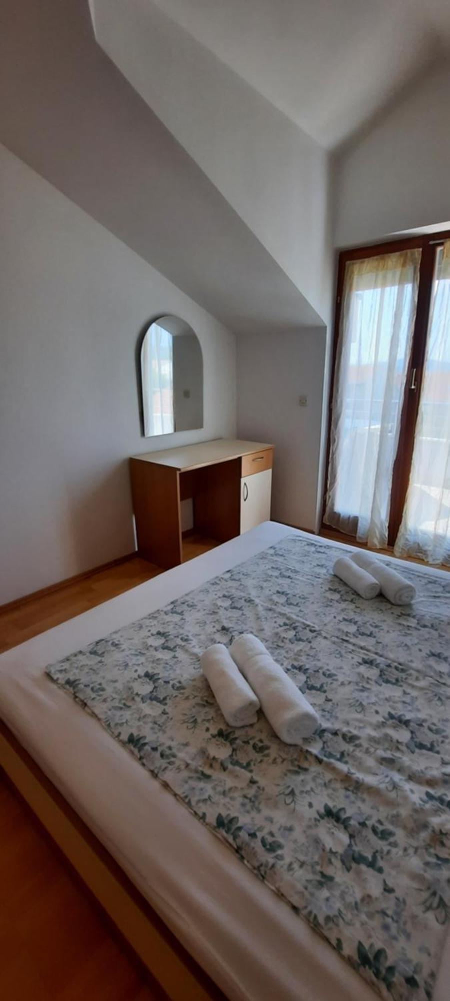 Apartments Dada トゥラニ 部屋 写真
